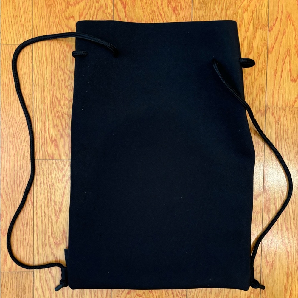 Triangl Drawstring Bag - image 6